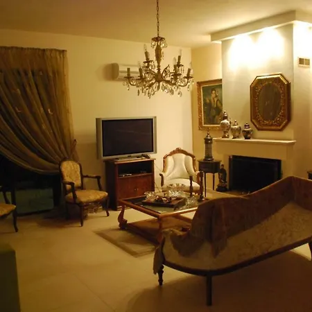 Evanthia Villa